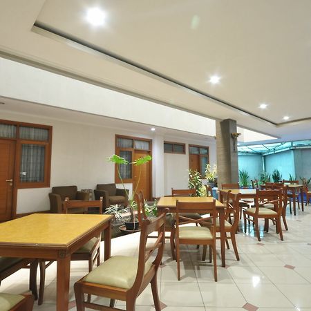 Caryota Hotel Bandung Exterior foto